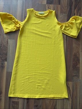 Zara Woman’s Bright Yellow Cold-Shoulder Mini Dress Size S